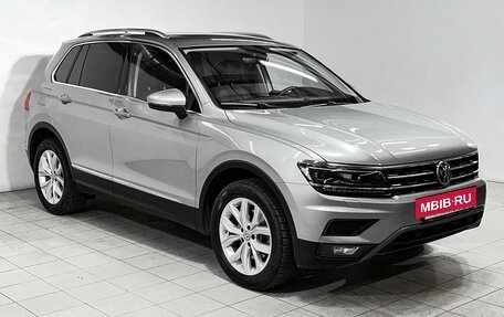 Volkswagen Tiguan II, 2018 год, 3 199 000 рублей, 3 фотография