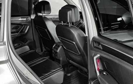 Volkswagen Tiguan II, 2018 год, 3 199 000 рублей, 13 фотография