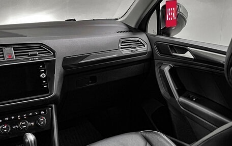 Volkswagen Tiguan II, 2018 год, 3 199 000 рублей, 22 фотография