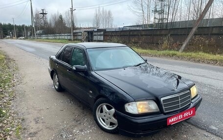Mercedes-Benz C-Класс, 1994 год, 200 000 рублей, 10 фотография