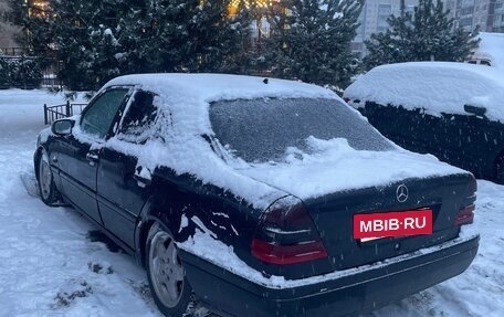 Mercedes-Benz C-Класс, 1994 год, 200 000 рублей, 3 фотография