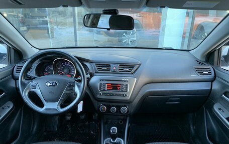 KIA Rio III рестайлинг, 2015 год, 1 047 000 рублей, 11 фотография