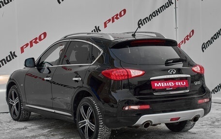 Infiniti QX50 I рестайлинг, 2017 год, 2 350 000 рублей, 5 фотография