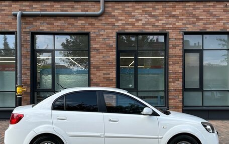 KIA Rio II, 2011 год, 700 000 рублей, 4 фотография