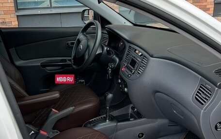 KIA Rio II, 2011 год, 700 000 рублей, 11 фотография