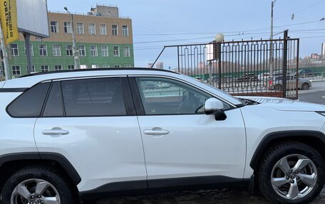 Toyota RAV4, 2019 год, 3 300 000 рублей, 6 фотография
