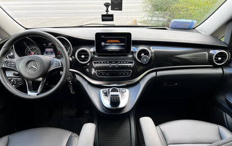 Mercedes-Benz V-Класс, 2015 год, 3 300 000 рублей, 9 фотография