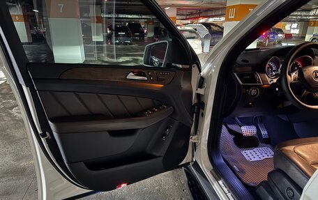 Mercedes-Benz GL-Класс, 2015 год, 3 570 000 рублей, 9 фотография