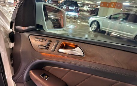 Mercedes-Benz GL-Класс, 2015 год, 3 570 000 рублей, 13 фотография