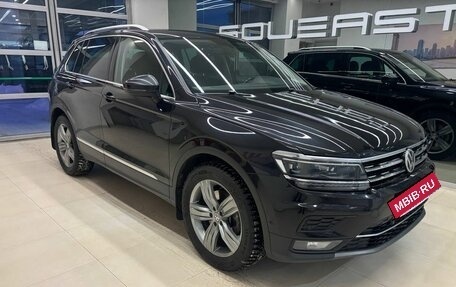 Volkswagen Tiguan II, 2017 год, 2 700 000 рублей, 3 фотография