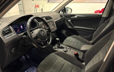 Volkswagen Tiguan II, 2017 год, 2 700 000 рублей, 14 фотография