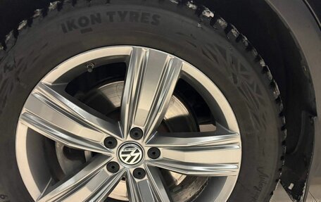 Volkswagen Tiguan II, 2017 год, 2 700 000 рублей, 16 фотография