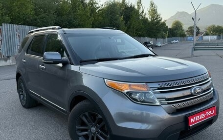 Ford Explorer VI, 2012 год, 1 490 000 рублей, 1 фотография