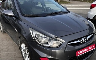 Hyundai Solaris II рестайлинг, 2012 год, 920 000 рублей, 1 фотография
