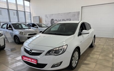 Opel Astra J, 2011 год, 900 000 рублей, 1 фотография