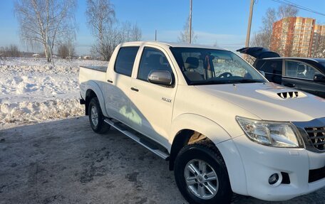 Toyota Hilux VII, 2012 год, 2 100 000 рублей, 3 фотография
