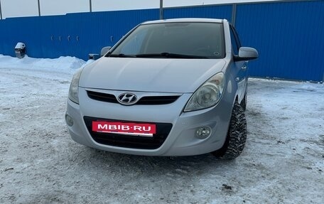 Hyundai i20 IB рестайлинг, 2010 год, 750 000 рублей, 3 фотография