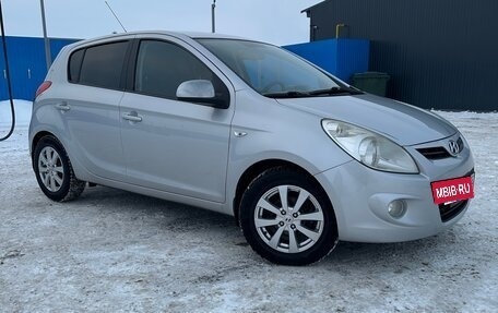 Hyundai i20 IB рестайлинг, 2010 год, 750 000 рублей, 6 фотография
