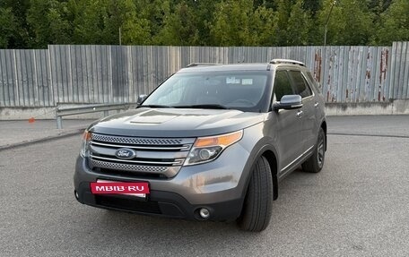 Ford Explorer VI, 2012 год, 1 490 000 рублей, 5 фотография