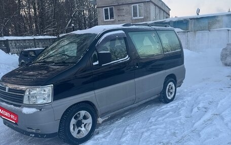 Nissan Elgrand I, 1999 год, 900 000 рублей, 3 фотография