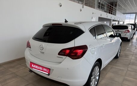 Opel Astra J, 2011 год, 900 000 рублей, 4 фотография