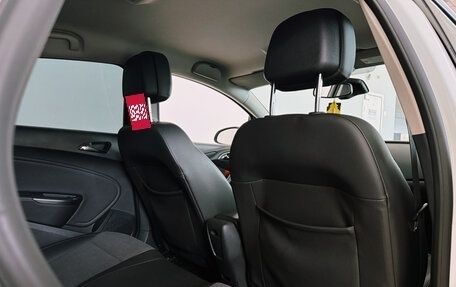 Opel Astra J, 2011 год, 900 000 рублей, 25 фотография