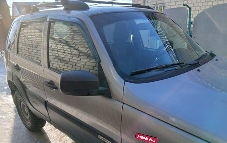 Chevrolet Niva I рестайлинг, 2017 год, 700 000 рублей, 5 фотография