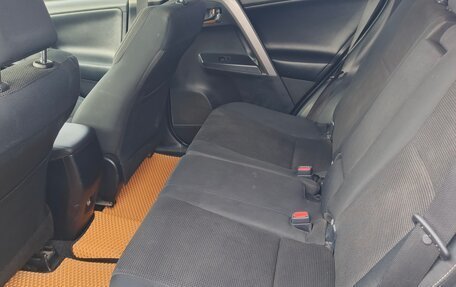 Toyota RAV4, 2018 год, 2 350 000 рублей, 8 фотография