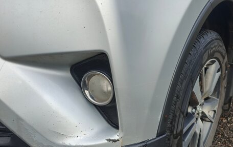 Toyota RAV4, 2018 год, 2 350 000 рублей, 13 фотография