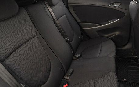 Hyundai Solaris II рестайлинг, 2013 год, 999 000 рублей, 16 фотография