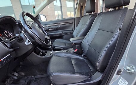 Mitsubishi Outlander III рестайлинг 3, 2015 год, 1 950 000 рублей, 11 фотография