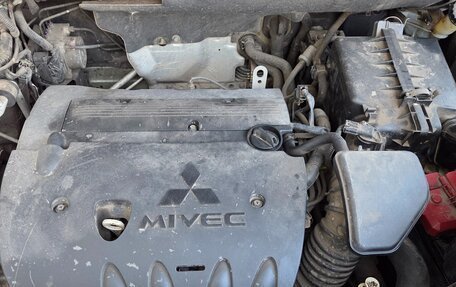 Mitsubishi Outlander III рестайлинг 3, 2015 год, 1 950 000 рублей, 17 фотография