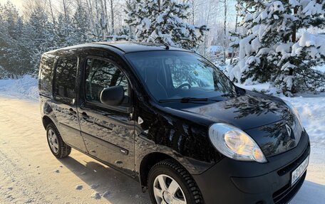 Renault Kangoo II рестайлинг, 2013 год, 777 000 рублей, 3 фотография