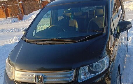 Honda Freed I, 2013 год, 1 350 000 рублей, 3 фотография