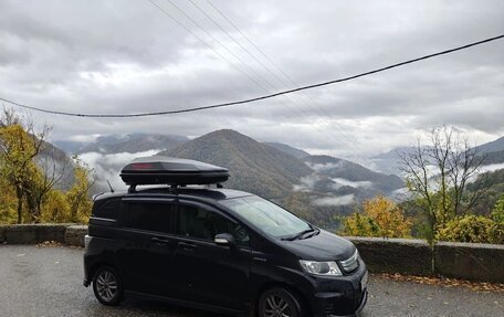 Honda Freed I, 2013 год, 1 350 000 рублей, 8 фотография