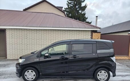 Honda Freed I, 2013 год, 1 350 000 рублей, 14 фотография