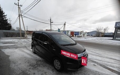 Honda Freed I, 2013 год, 1 350 000 рублей, 15 фотография