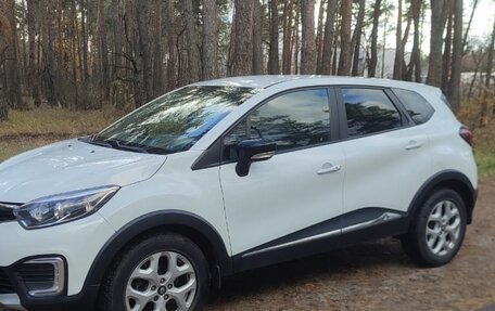 Renault Kaptur I рестайлинг, 2016 год, 810 000 рублей, 2 фотография