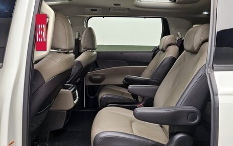 KIA Carnival, 2025 год, 4 850 000 рублей, 13 фотография