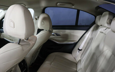 BMW 3 серия, 2021 год, 3 947 000 рублей, 14 фотография