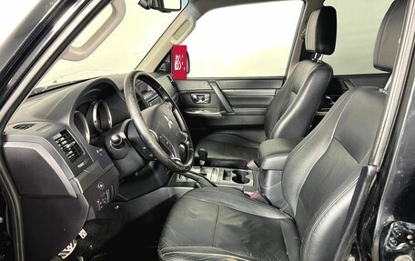 Mitsubishi Pajero IV, 2011 год, 1 790 000 рублей, 16 фотография