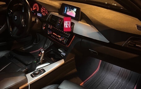 BMW 3 серия, 2018 год, 2 400 000 рублей, 5 фотография