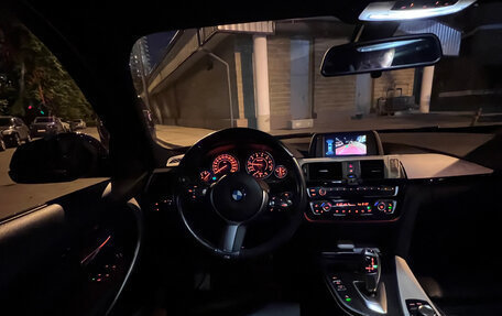 BMW 3 серия, 2018 год, 2 400 000 рублей, 10 фотография