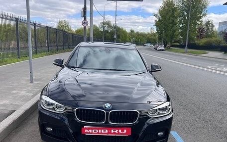 BMW 3 серия, 2018 год, 2 400 000 рублей, 17 фотография