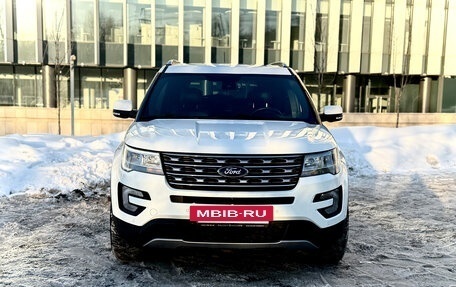 Ford Explorer VI, 2017 год, 2 950 000 рублей, 2 фотография