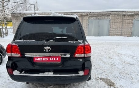 Toyota Land Cruiser 200, 2010 год, 2 410 000 рублей, 2 фотография