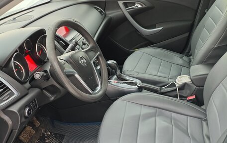 Opel Astra J, 2013 год, 710 000 рублей, 4 фотография