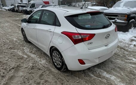 Hyundai i30 II рестайлинг, 2013 год, 900 000 рублей, 7 фотография