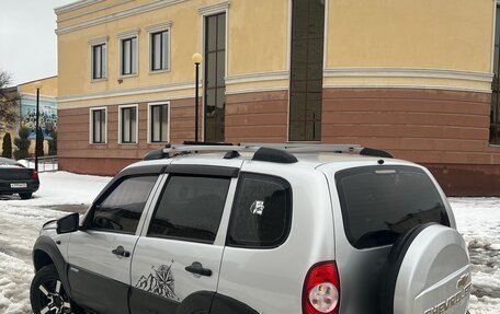 Chevrolet Niva I рестайлинг, 2010 год, 472 000 рублей, 4 фотография