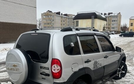 Chevrolet Niva I рестайлинг, 2010 год, 472 000 рублей, 2 фотография